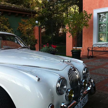 La Quinta De Los Cedros Мадрид Екстериор снимка